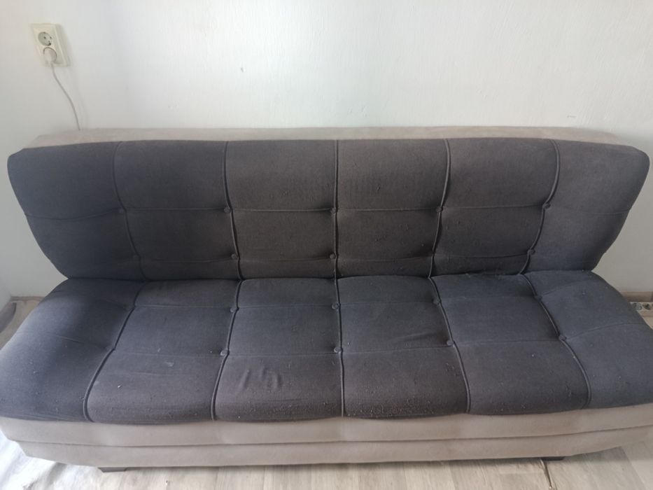 Продам диван в хорошем состоянии