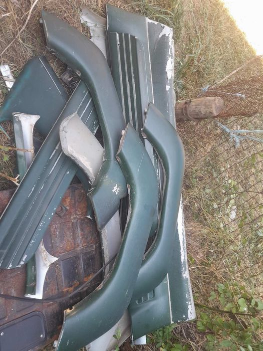 Части и гуми за Лада Нива