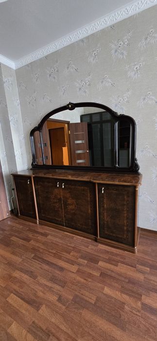 Итальянский гарнитур, орех