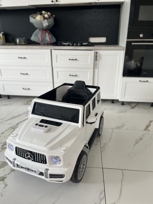 Машина детская Мерседес