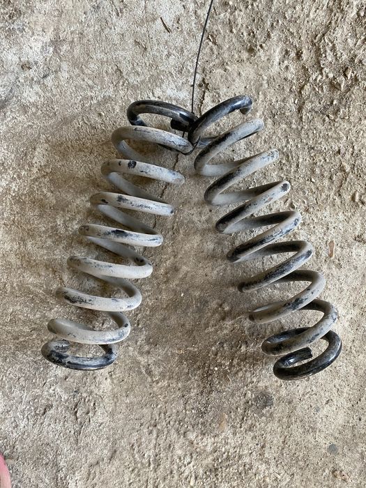 Задни М техник пружини  BMW e91 БМВ 91 318d,320d,325d,330i,330d,335d