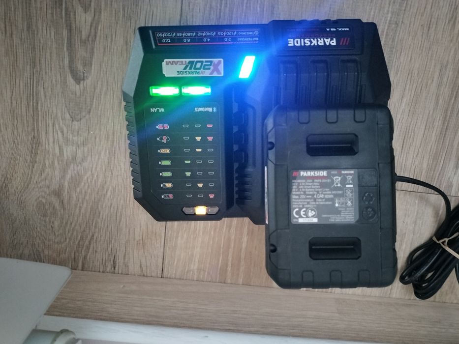Încărcător Smart Parkside 12 amperi