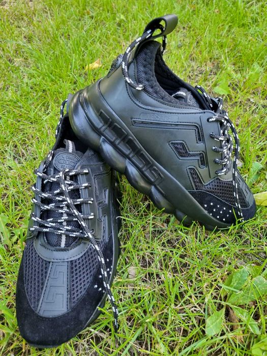 Chain Reaction full black dama si barbati
