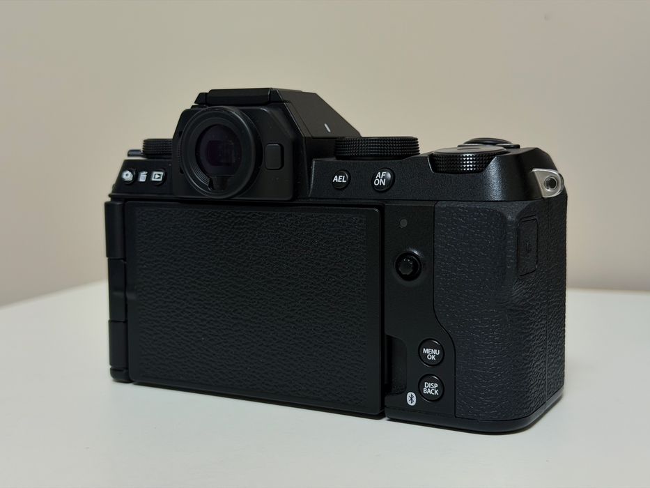 Продам Fujifilm X-S20