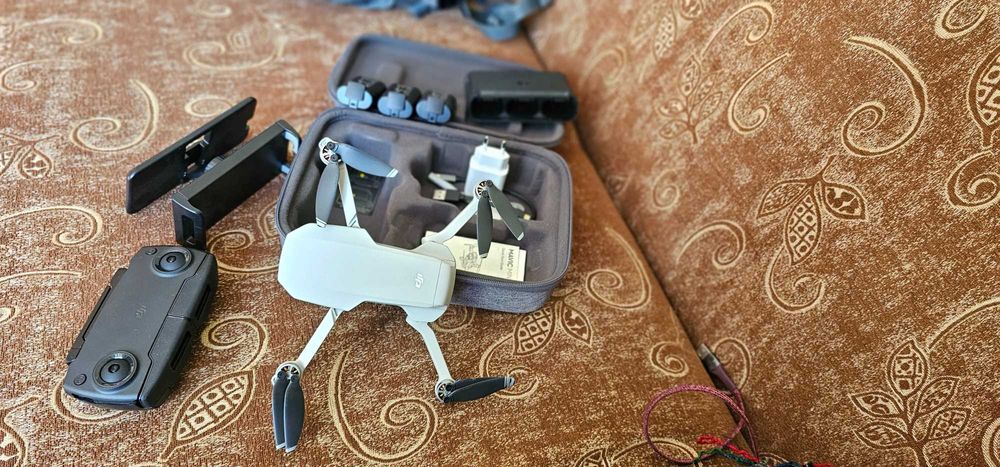 DJI Mavic Mini Fly More Combo, 3 батерии, Отлично състояние