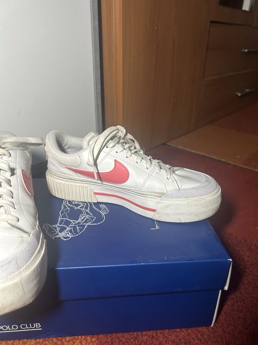 Nike Sport Court Legacy Lift