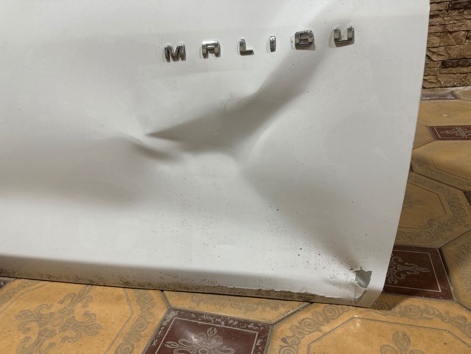 Продается дверь правая от Малибу 2