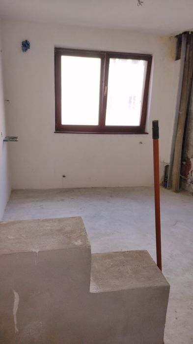 Vând apartament 3 camere