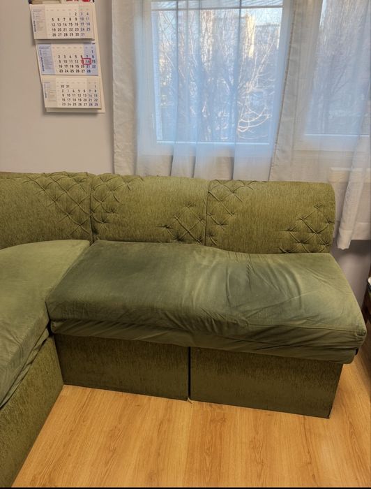 Разтегателен ъглов диван