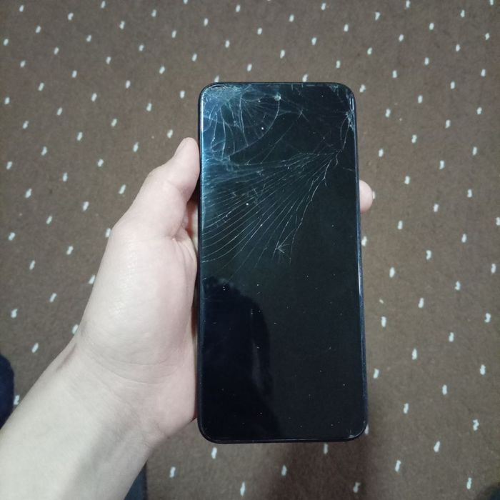 Infinix hot 30 olay holati yaxshi abmen bor