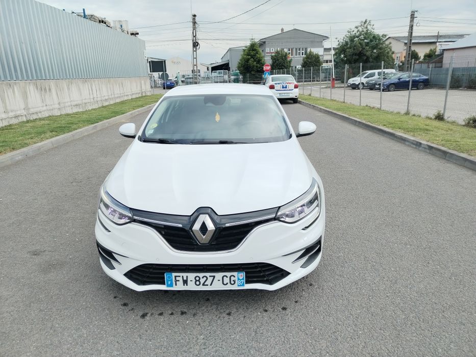 RENAULT Megane 2020 — imagine 4