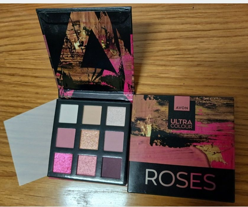 Paletă fard de pleoape Avon Roses