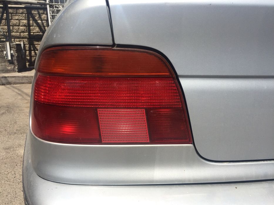Продам задние фонари bmw E 39