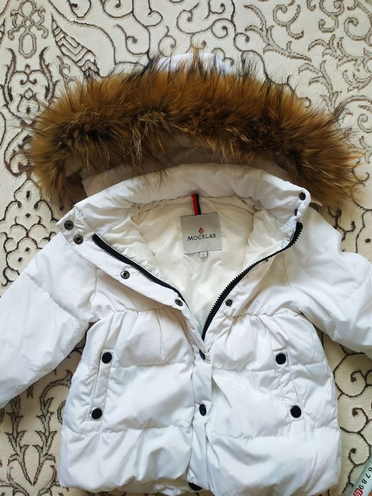 Куртки на девочку