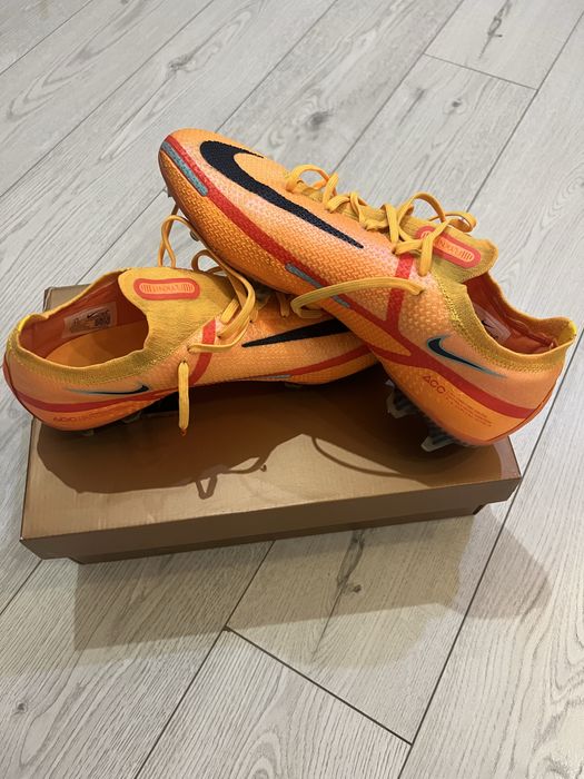 Бутсы phantom nike original US 9,5. Профессиональные