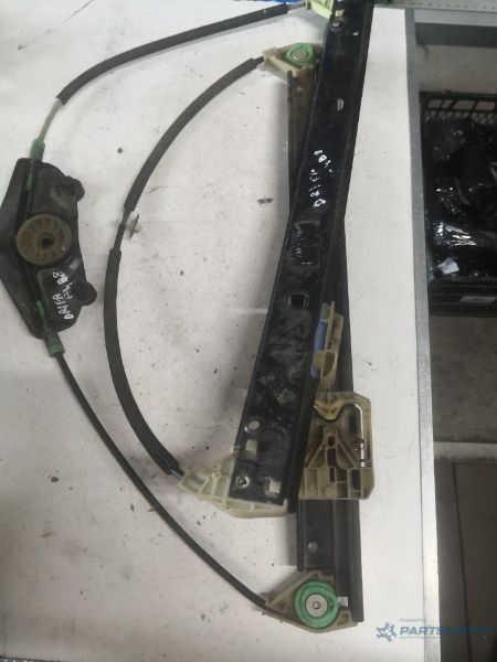 Macara Geam Electric Dreapta Fata Audi A4 Iv (8K2, B8) [ 2007 - 2015 ]