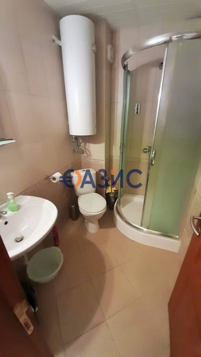 Продава се Тристаен апартамент в к.к. Слънчев бряг - 90 кв.м за 823 €/кв.м - Снимка #5