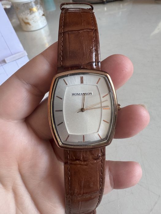 Продам часы Романсон