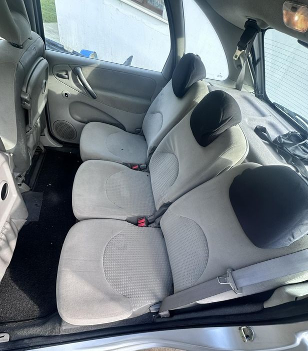 Ситроен Пикасо 2.0HDI 90k на части!