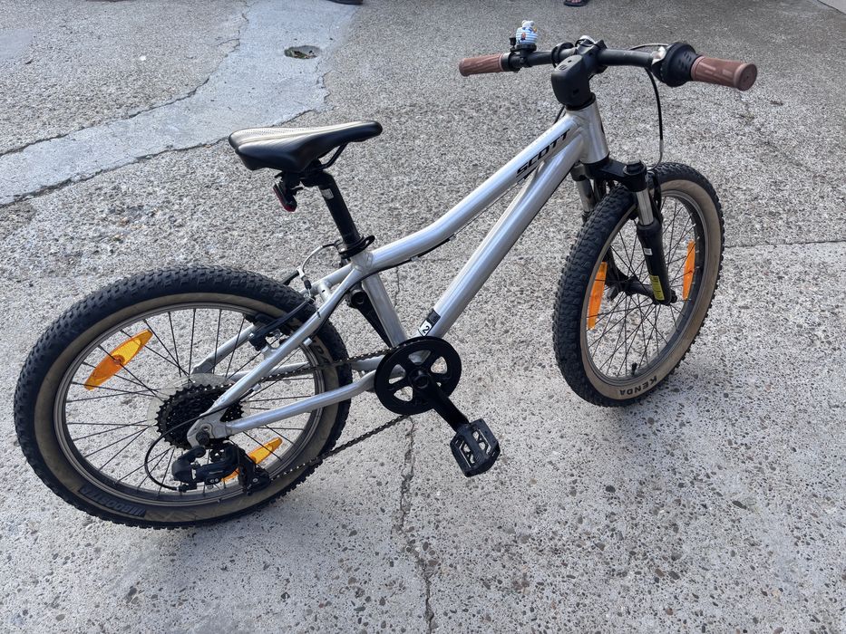 Bicicleta copii Scott Scale 20 argintiu