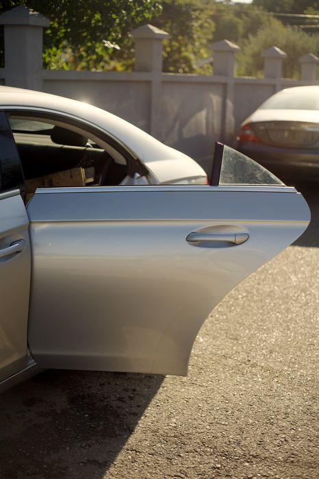Usa fata spate stanga dreapta Mercedes CLS W219 aripa capota  turbo