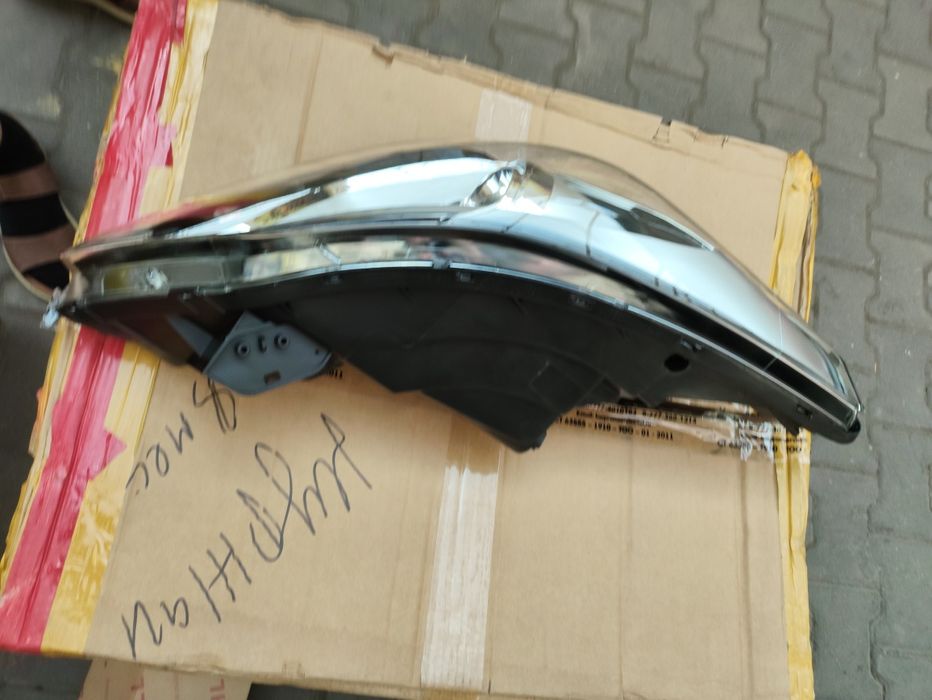 Акцент рестайлинг фара линзовые