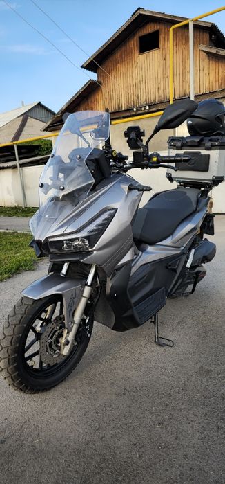 Продам AGV новый