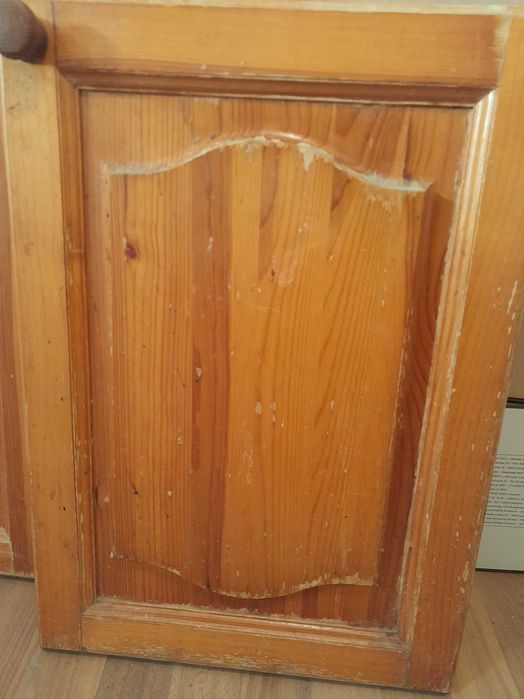 Вратички за шкафове,масивни, от чам.Чекмеджета без чела-шперплат/фазер