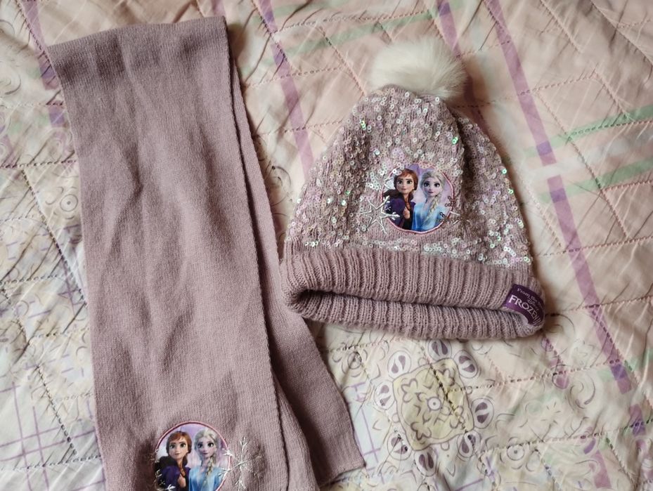 Зимни шапки за момиче и шал