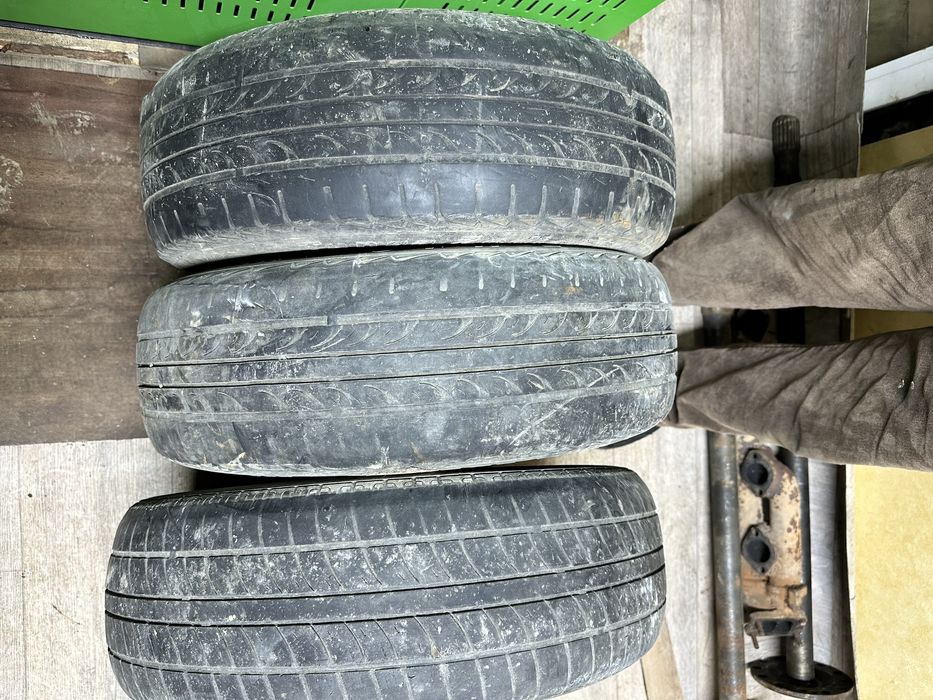 Продам шины ……….