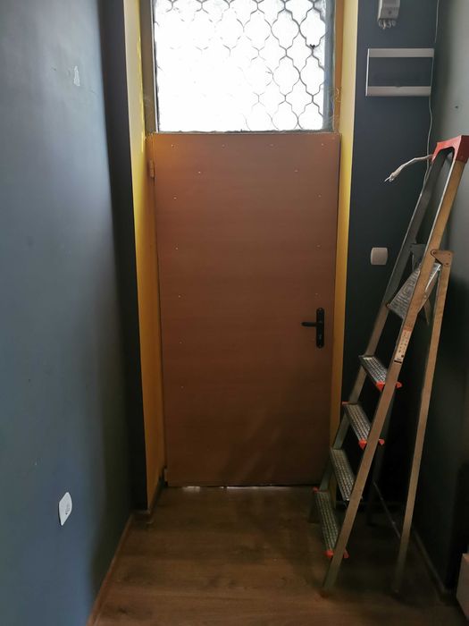 Дава се под наем Магазин в Пловдив, Централна гара - 32 кв.м за 348.84 € - Снимка #5