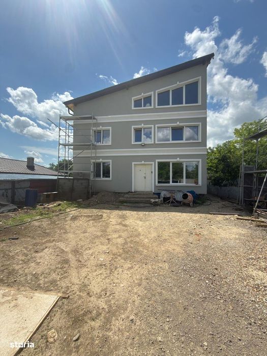 Casa noua, 300mp, P+E+M, amprenta 120mp, teren 500mp, Vanatori, Galati