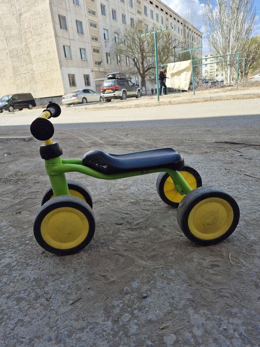 Беговел детский,