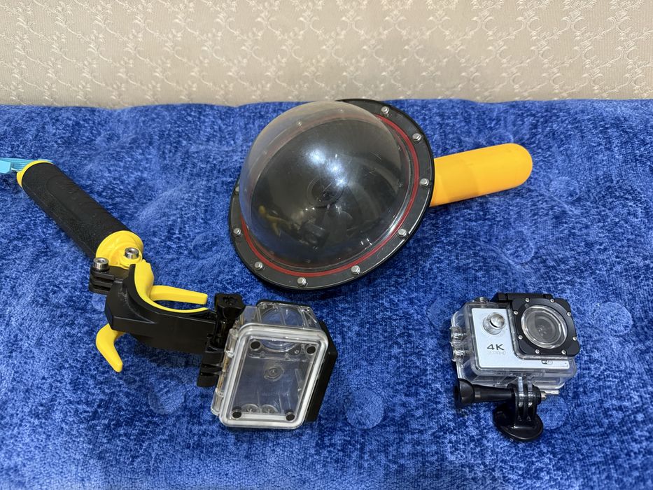 * экшен камера 4К с комплектом для дайвинга не дорого!