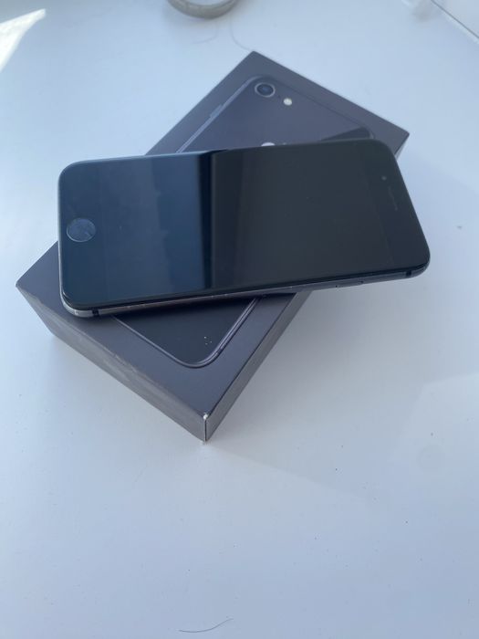Iphone 8 64gb продам