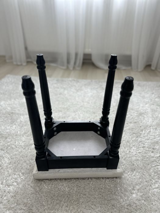 Scaun Taburet Masa Toaleta Alb Microfibra Picioare Negre Lemn Masiv Hair Make Up Superb