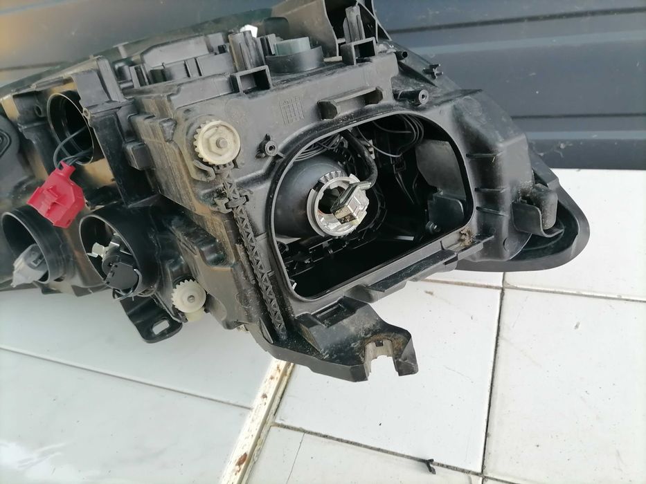 Far stânga xenon Audi A6 C7 4G facelift 4G0941753C