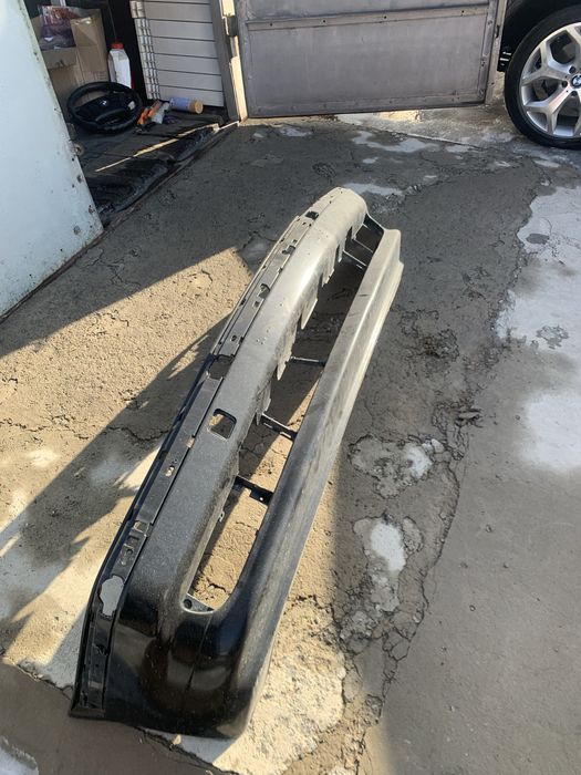 Bmw e38 передний бампер КАРАГАНДА