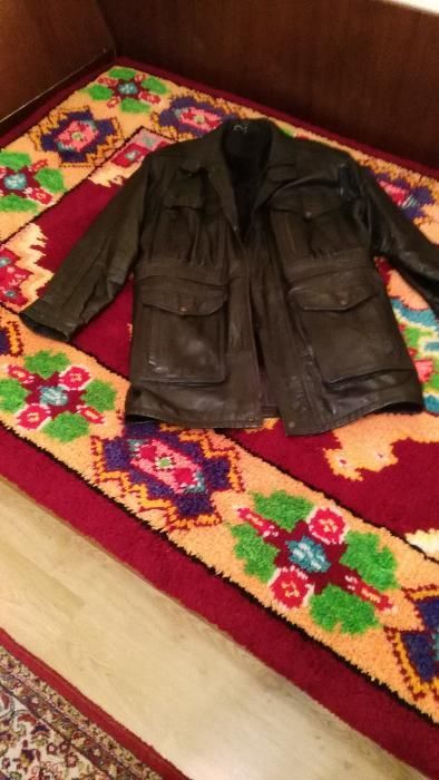 Продавам мъжка кожена шуба