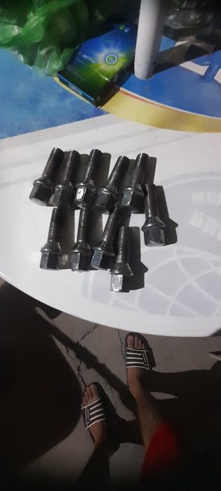 Болты от БМВ х5 е53