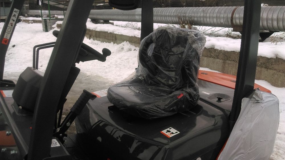 вилочный погрузчик FY 30