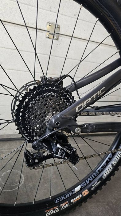 Продавам планинско колело