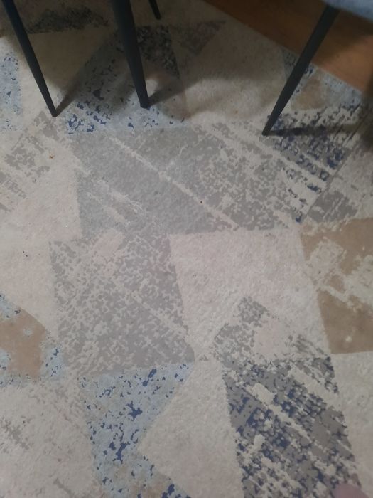 Продам ковёр,1.47×3