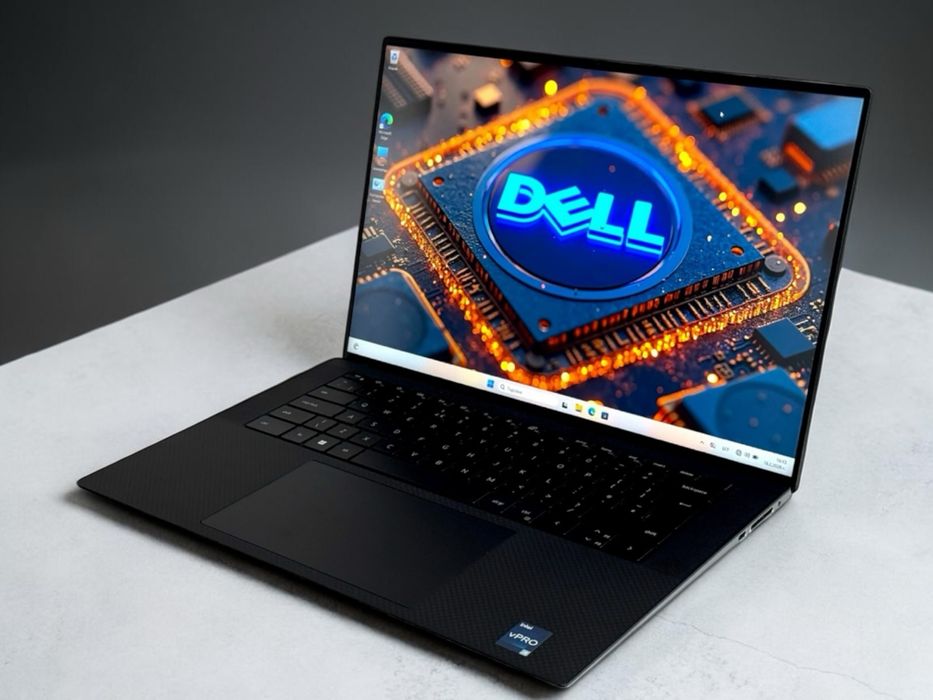Лаптоп Dell Precision 5570 15.6" FHD+ i9-12900H 32RAM 512SSD RTX A2000 Гараниця!