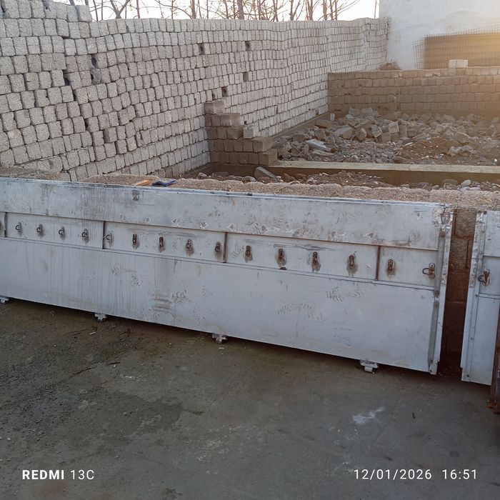 Bort sotiladi balandligi  80 sm 4 dona