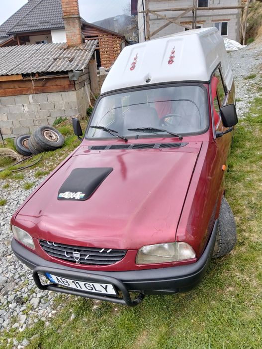 Vând Dacia papuc diesel, 4x4 la buton perfect funcțional