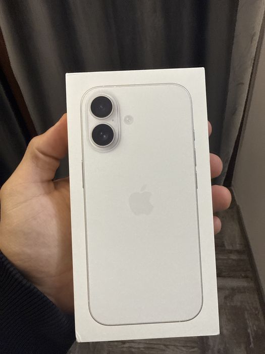 ЧИСТО НОВ iPhone 17 256gb Бял ГАРАНЦИЯ!