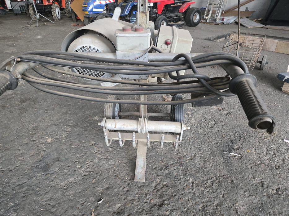 Машина за развиване на гуми