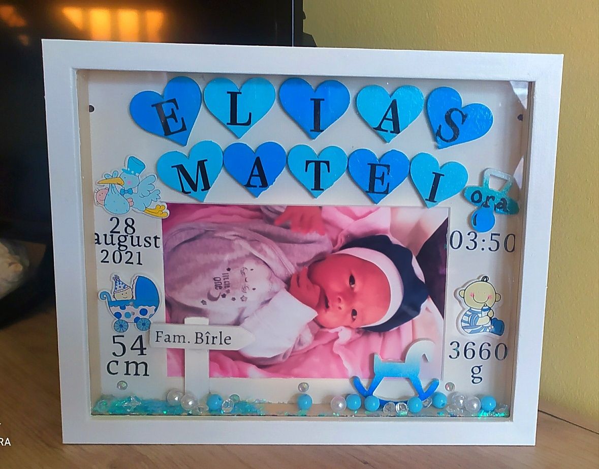 Ramă foto3D cu date copil Cadou Botez Bebe Personalizat Baia Mare • OLX.ro