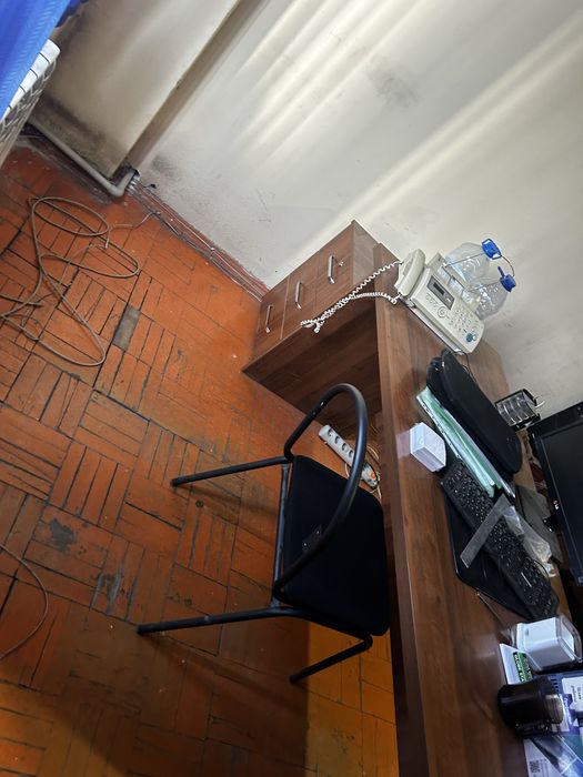 Продам офисные мебелы